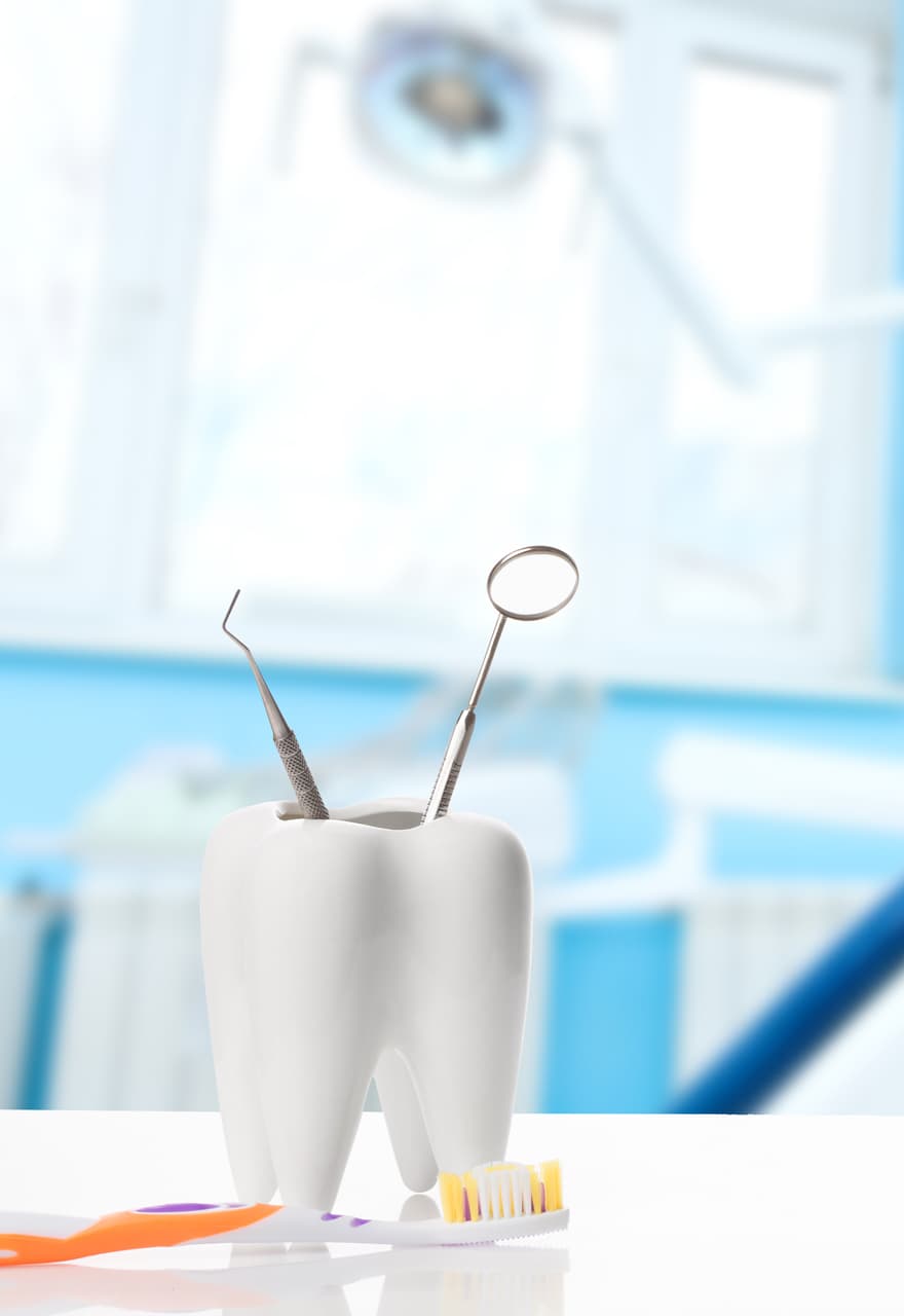 Contactar con la clínica dental del Dr. Samuel Rodríguez Zorrilla